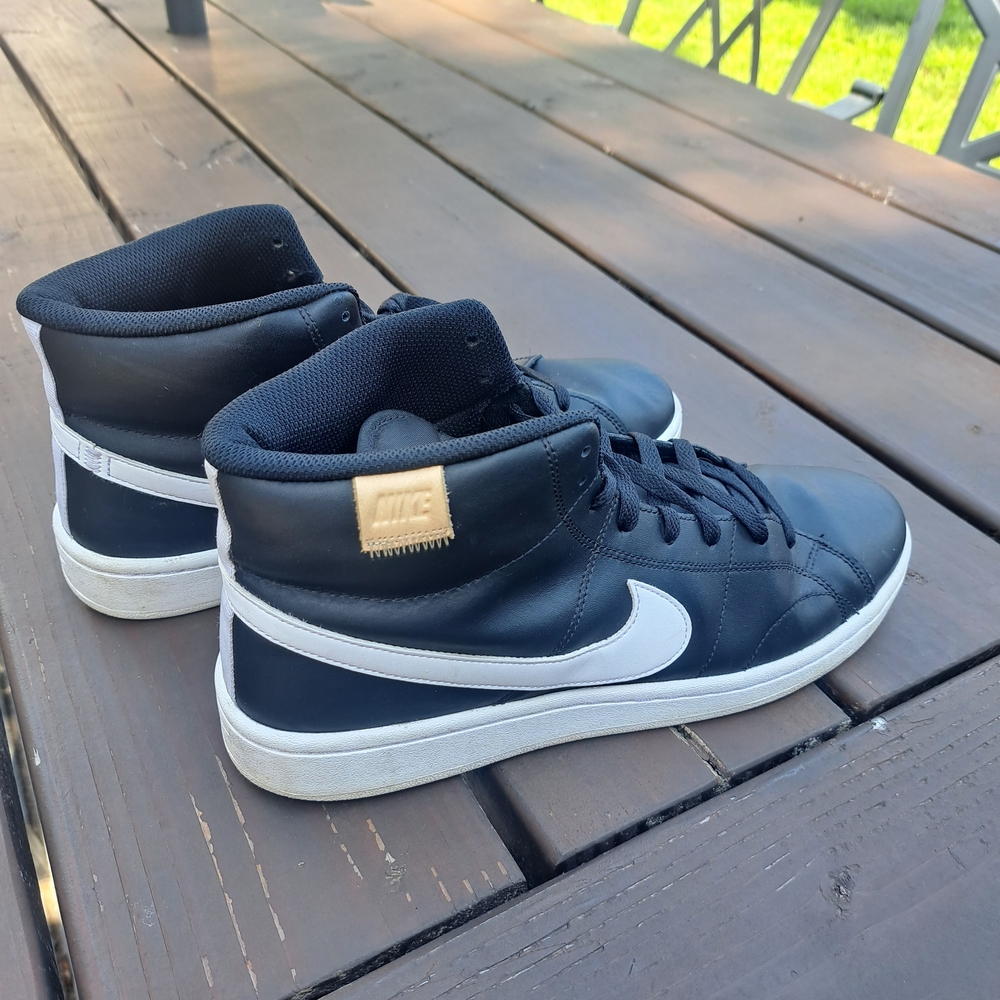 SOLD - Nike Men's Black and White High-Top Sneakers
